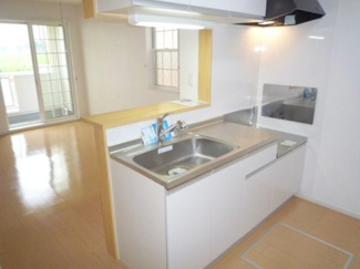 【キッチン】 | ボヌール・シュプレーム　Ｂ | お料理しやすいキッチンです