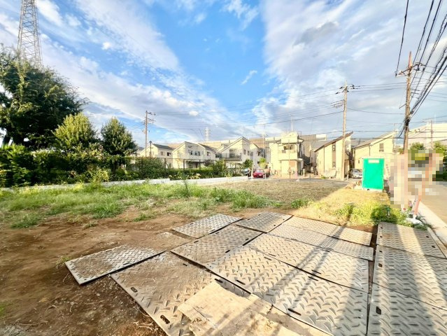 世田谷区北烏山9丁目　新築戸建の外観|2025.09.29撮影

ご内見希望・資料請求などお気軽にお問い合わせ下さい！
03-5990-5201