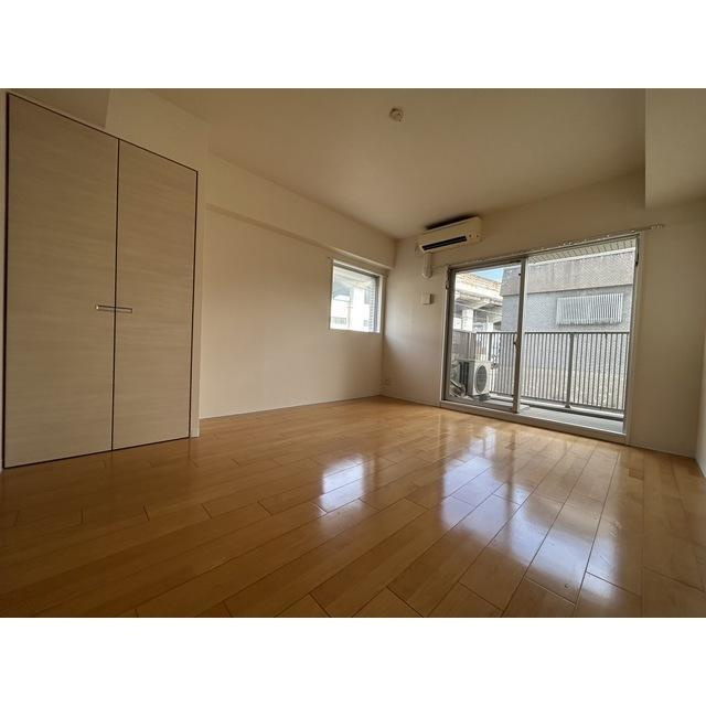 ORANGET・SIDEの居間・リビング|ORANGE　T・SIDE