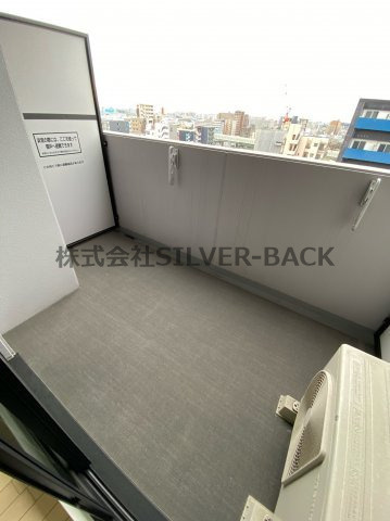 LUMINOUS桜川のバルコニー