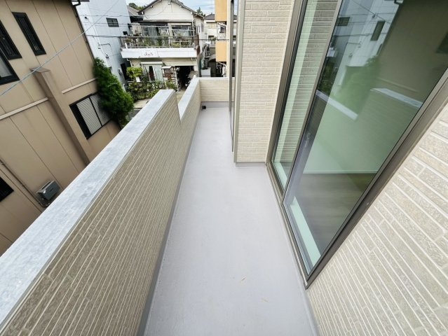 東海市富木島町伏見4-17-20『仲介手数料無料』新築戸建てのバルコニー