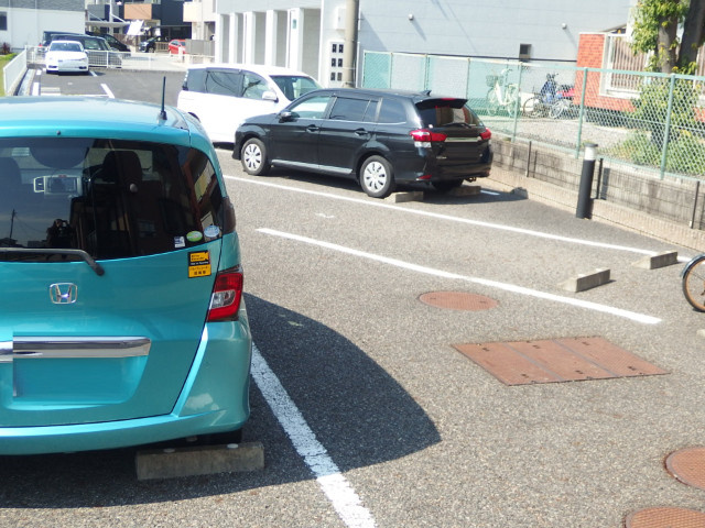 アンプルール　リーブル　ｐａｓｅｏの駐車場