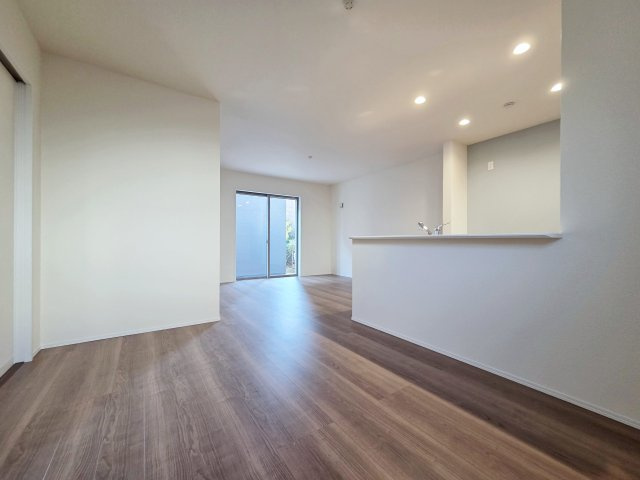 【居間・リビング】 | 知多市寺本台第3　1号棟