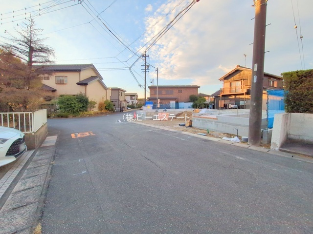 【前面道路含む現地写真】 | 知多市寺本台第3　2号棟