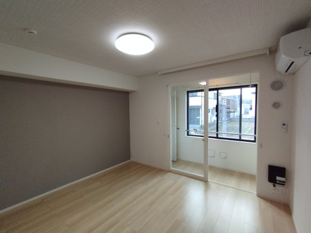 クレセントＳＡＫＵＲＡＩ　ＤＸの居間・リビング