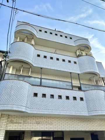 シャトーナカムラ