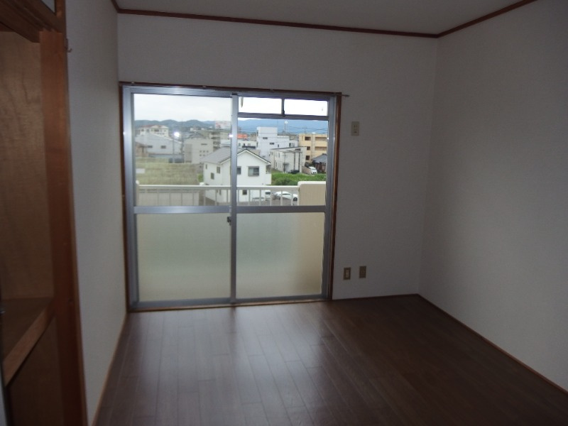 ニューシーズ宮地の洋室