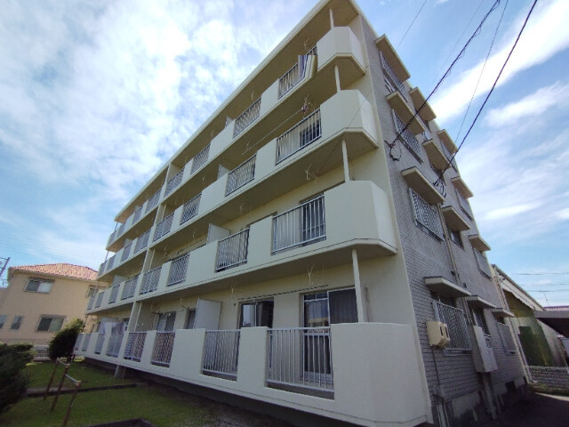 ニューシーズ宮地の外観