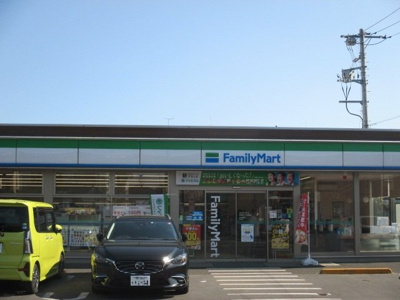 【周辺】 | エルディム山﨑 | ファミリーマートみどり野南店まで550m