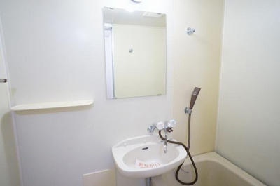 【洗面所】 | エルディム山﨑 | ゆったりとスペースのある洗面所