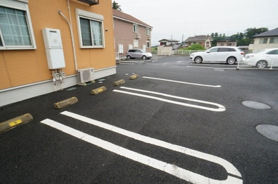 【駐車場】 | ヒルサイド・ブローテＡ | 駐車スペースもあります