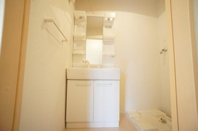 【洗面所】 | ヒルサイド・ブローテＡ | 脱衣スペースもあります