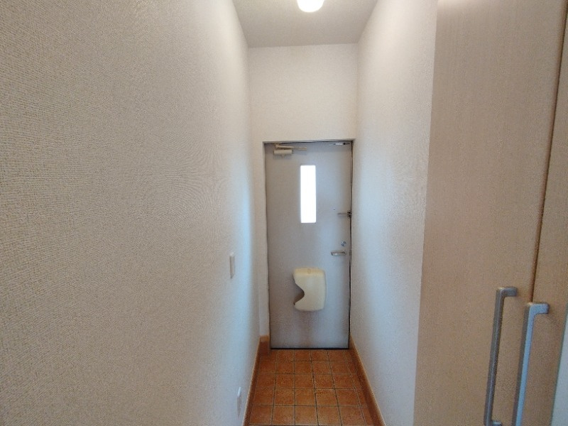 サニー郷東Ａの玄関