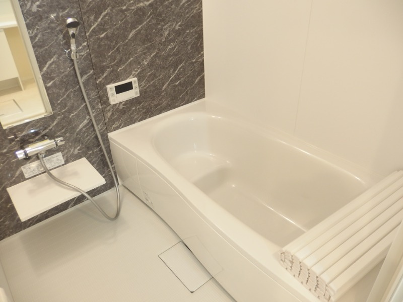 ＨＵＢＬＯＴ　Ｒｉｃｈの浴室