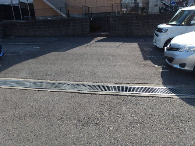 ニューシーズ福部池の駐車場