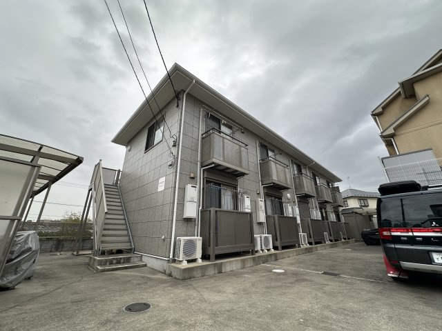 川崎市多摩区栗谷３丁目のアパートの外観