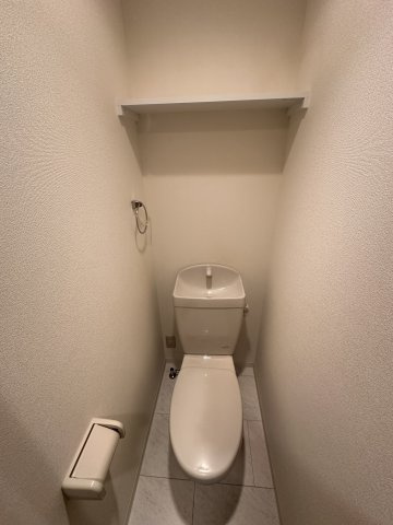 川崎市多摩区栗谷３丁目のアパートのトイレ