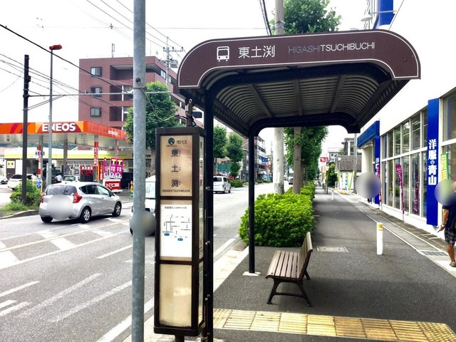 川崎市多摩区生田２丁目の賃貸マンションのエントランス