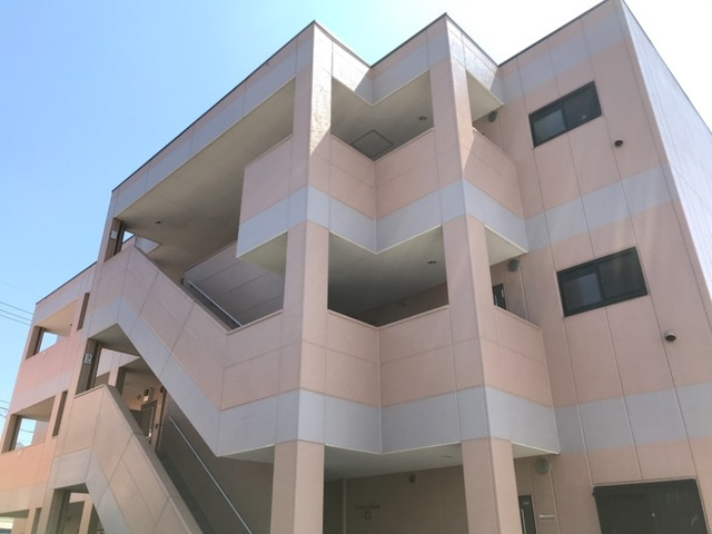 川崎市多摩区生田２丁目の賃貸マンションの外観