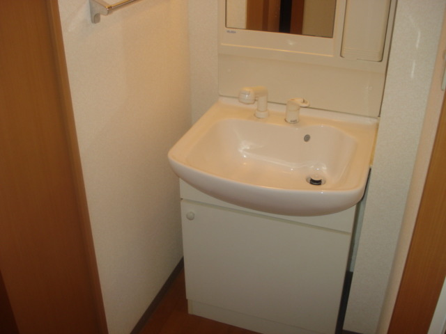 川崎市多摩区生田２丁目の賃貸マンションの洗面所