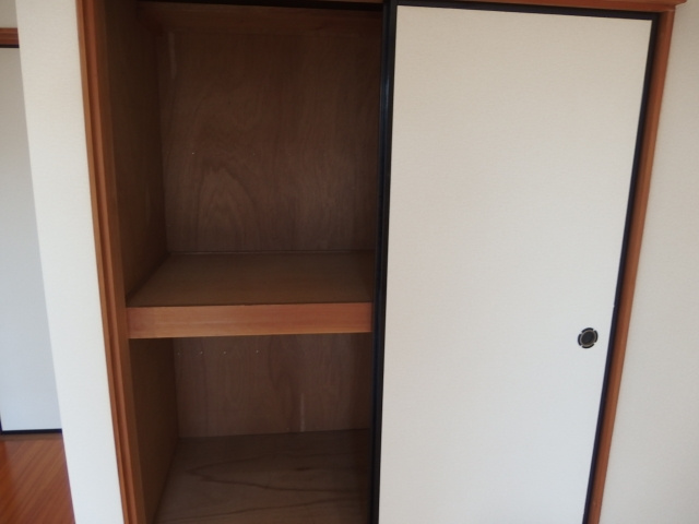 ファミール高畑の収納