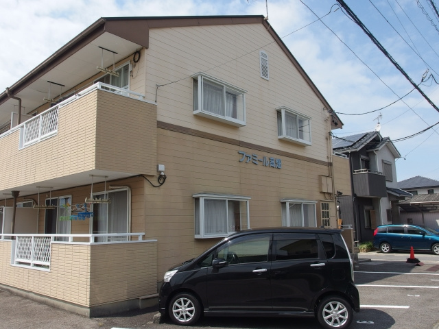 ファミール高畑の外観