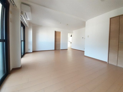 【居間・リビング】 | 山根マーヴェラスマンション