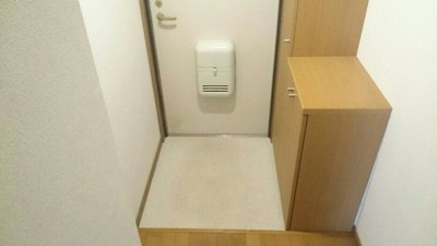 【玄関】 | カイラス・ドルフ