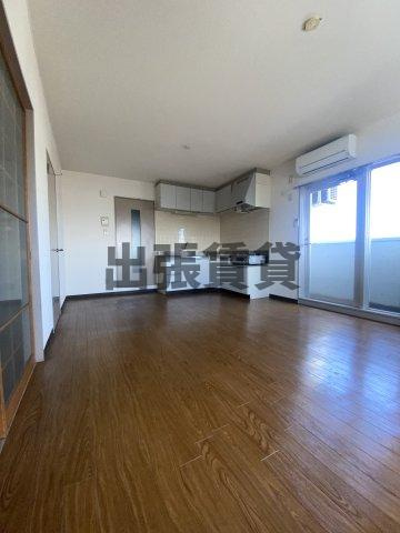 仲介手数料0円！！スカイハイツT-1の居間・リビング