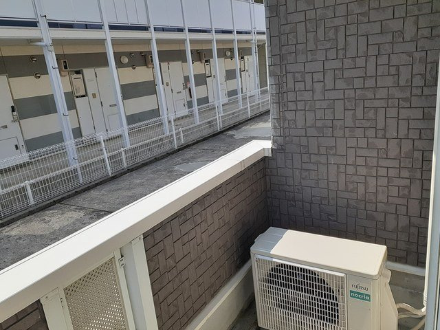 コ－ポさくら　Ｂ棟の玄関