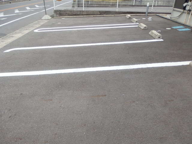 Ｗｉｎｇ小豆坂の駐車場