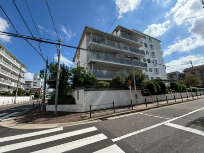 【外観】 | ユニライフ住吉Ⅱ | 南住吉小学校まで約175ｍ！お子様の登下校も安心ですね！