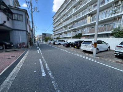 【駐車場】 | ユニライフ住吉Ⅱ | 全居室収納有りますので、収納場所に困らず綺麗な室内をたもてますね♪