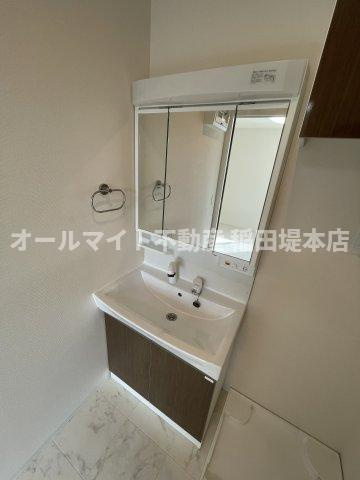 のアパートの洗面所