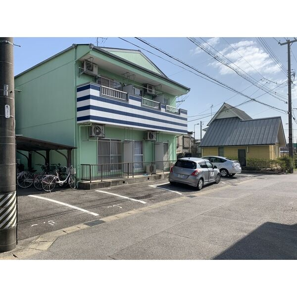 ぎんなんハウスのエントランス