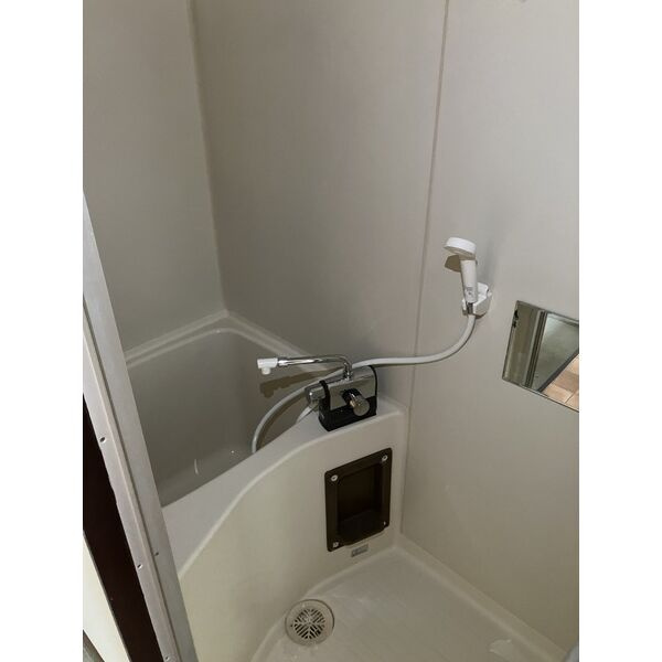 ファミールＮの浴室