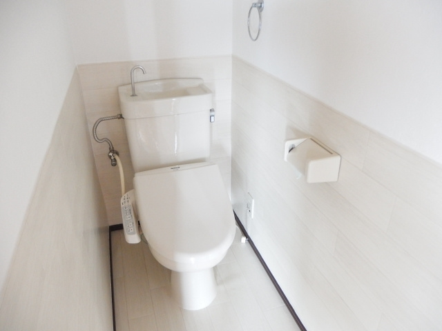 ドミールFUTABAのトイレ