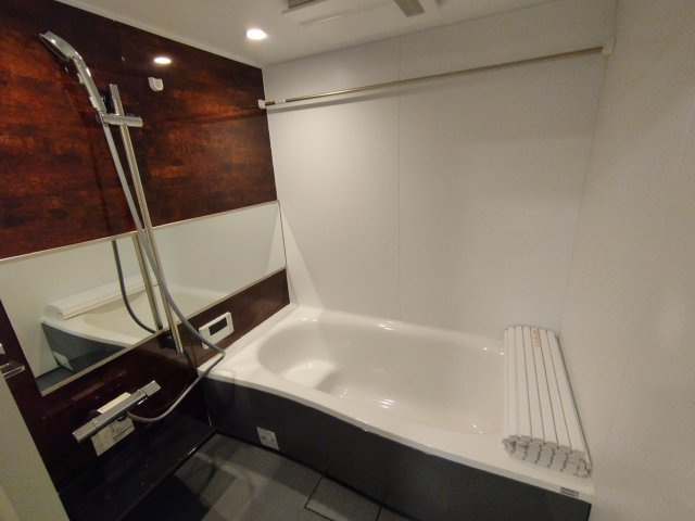 グレイスガーデン赤渋の浴室