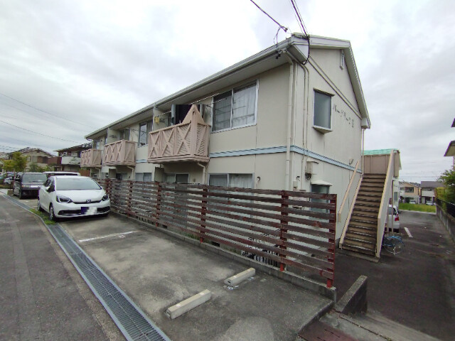 エバーグリーンＢの外観