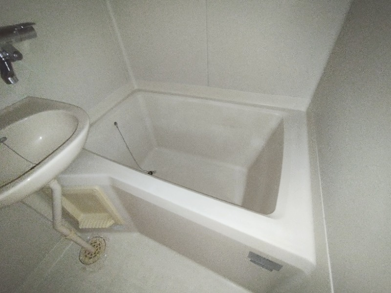 エバーグリーンＢの浴室