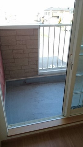 イースト　スクエア　Ａのバルコニー