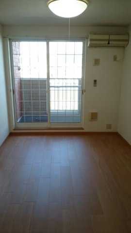 イースト　スクエア　Ａの居間・リビング