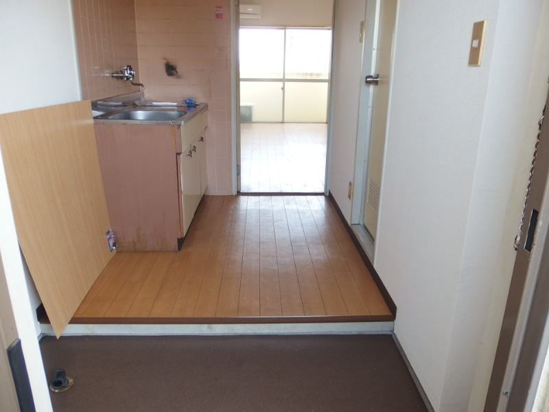 Ｋマンションの玄関