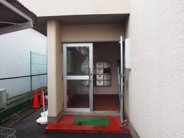 朝日ビルの外観