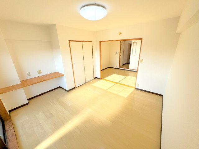 ウラックスビルの内装|室内洗濯機置き場　他号室の写真の為異なる場合は、現況優先とします。