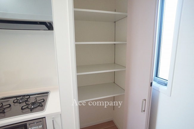 【収納】 | 八尾市水越3丁目 | キッチンサイドにパントリー（収納）あります♪