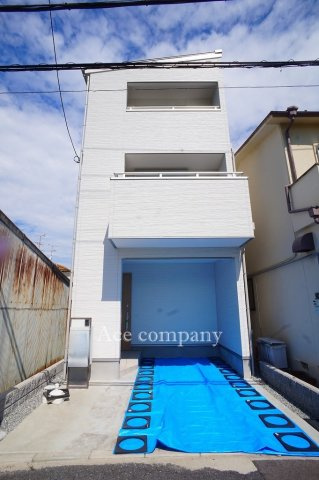 【外観】 | 八尾市水越3丁目 | 【新築後未入居物件☆】南向き☆耐震性・耐風性が高い「2×4工法」で建てた家☆ローン返済目安：月々約68571円（頭金0円、変動金利0.875％、返済期間35年、ボーナス払い無しで試算しています）