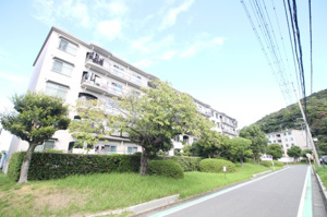 西部郊外マンションマボリシーハイツ13号棟1階の画像