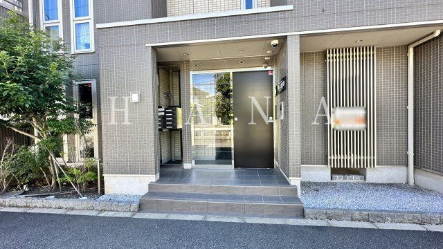 パレス国分寺のエントランス