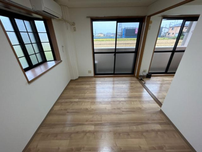 【内装】 | プチ・ボヌール | 洋室